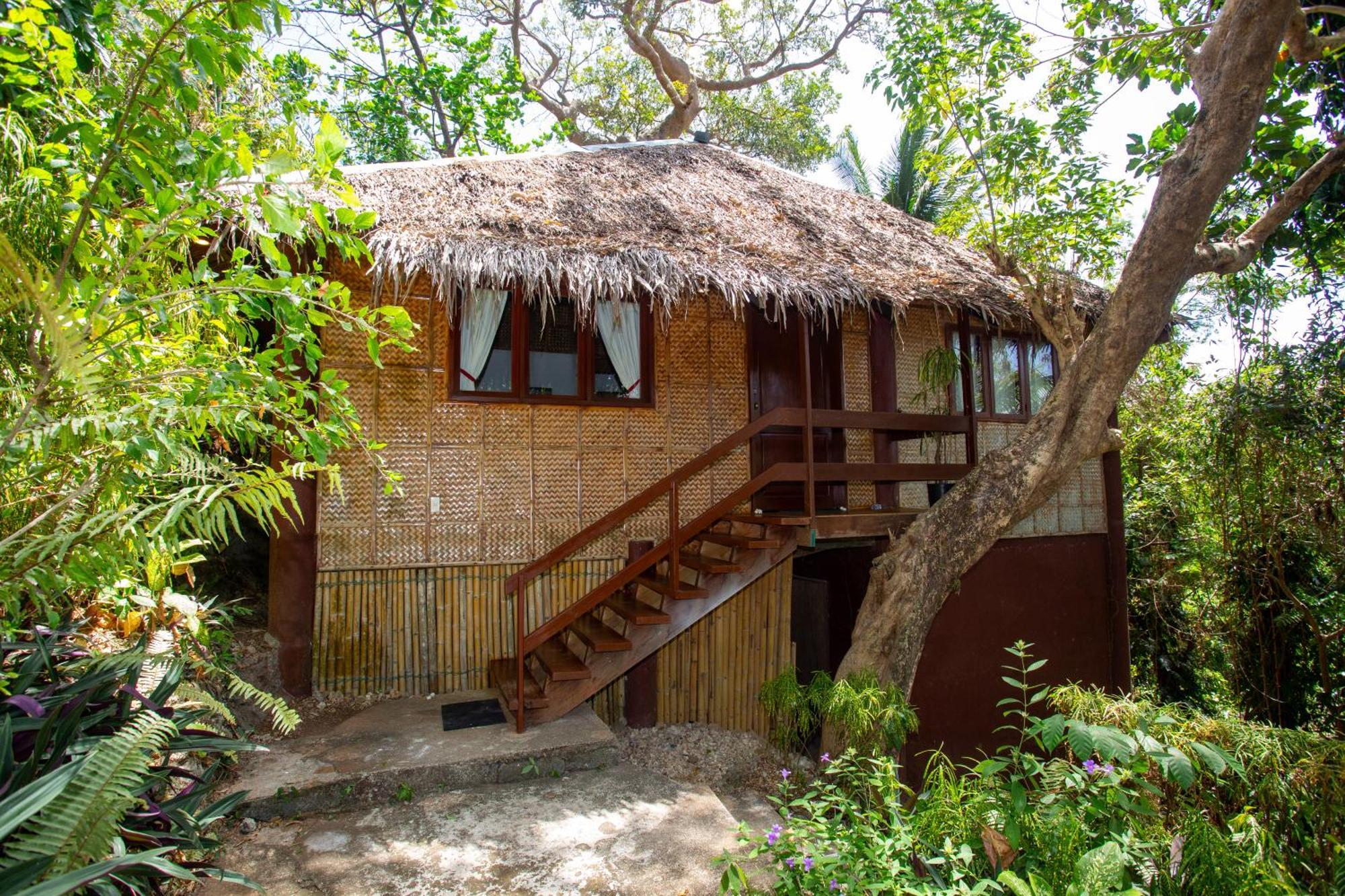 Mandala Spa & Resort Villas Manoc-Manoc Exterior photo